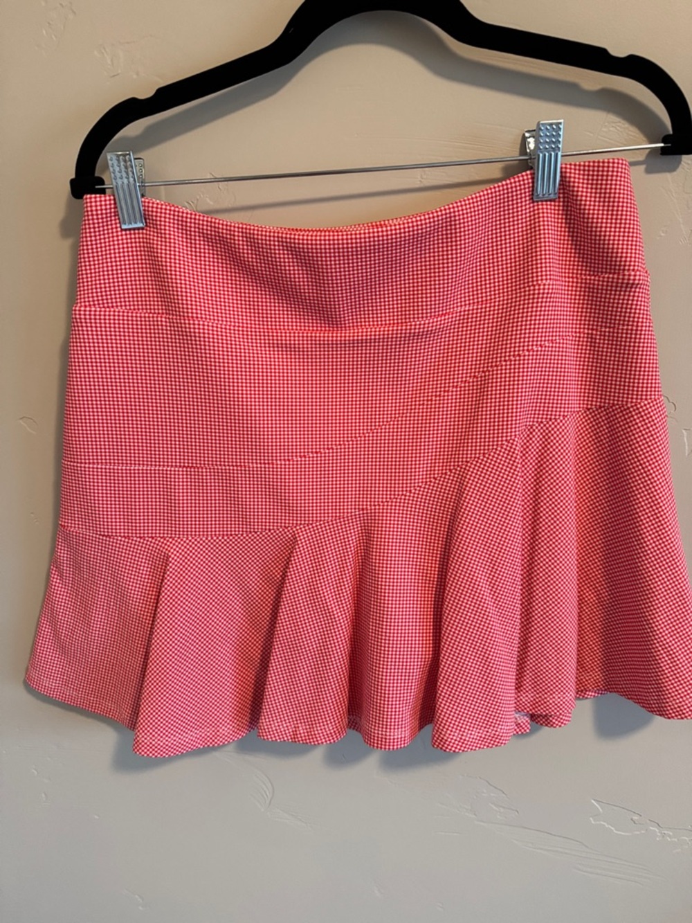 IBKUL golf, tennis or Pickleball skirt in red and white check